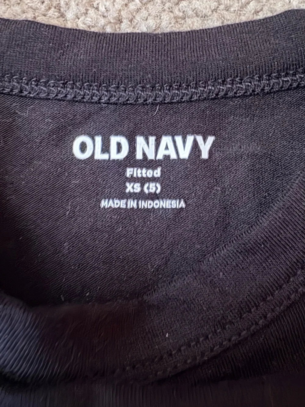 Old Navy Black Short Sleeve Kids Tee
